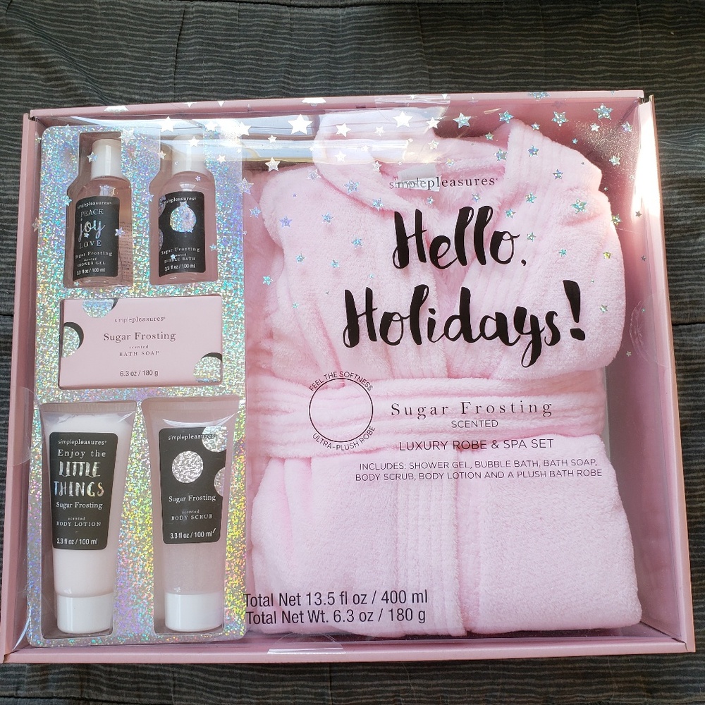 Holiday gift set